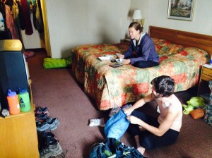 Lindsay and Turtle rotting their brains in a Delaware Water Gap hotel.